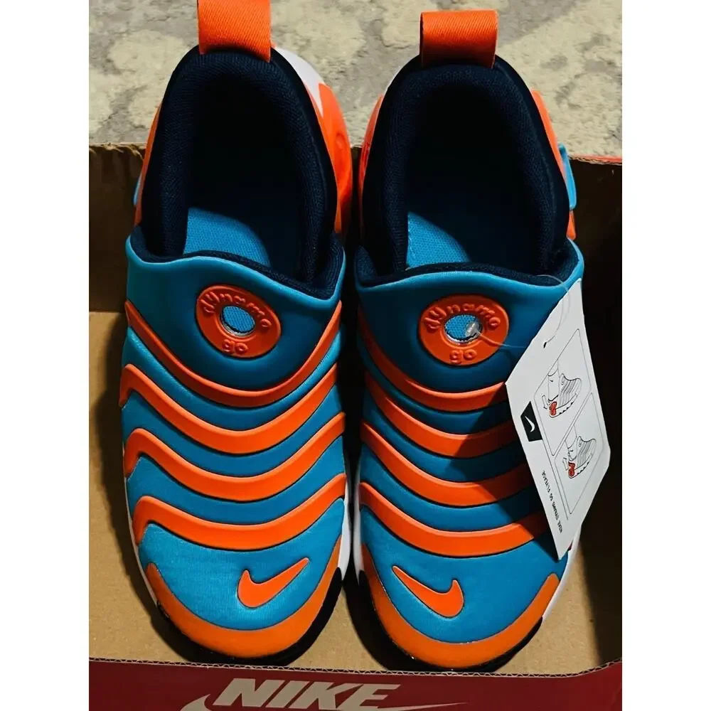 NIB❤️Nike Dynamo Kids Sneakers shoe sz3